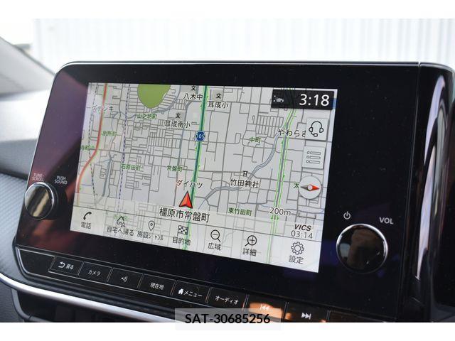 Nissan NOTE 2021-08 215568-3
