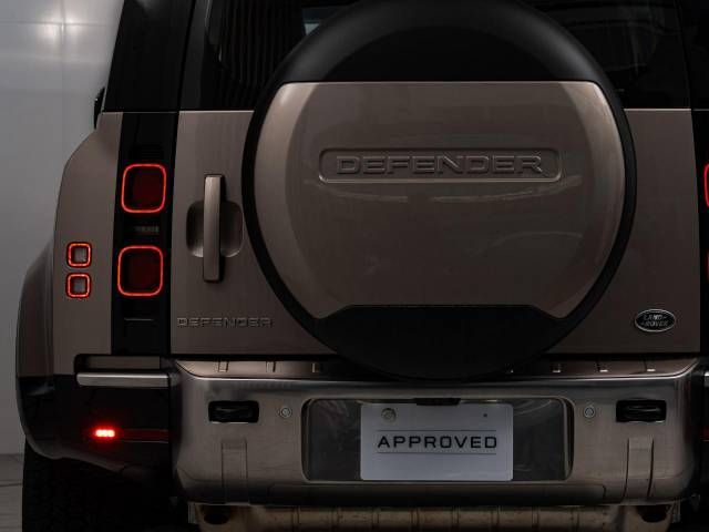 ROVER DEFENDER 2023-03 186819-13