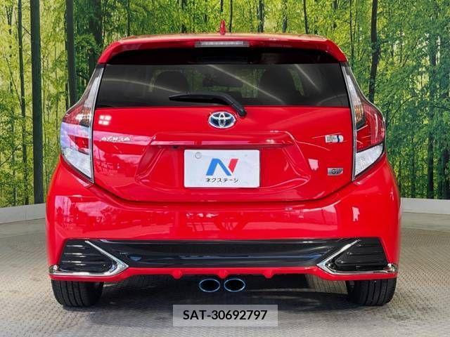 Toyota AQUA 2016-09 345709-15