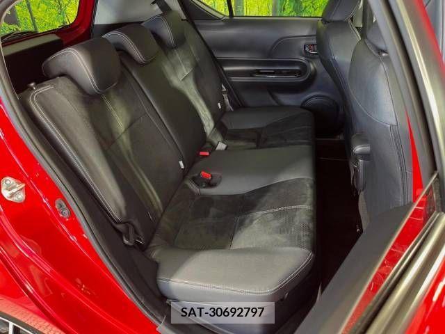 Toyota AQUA 2016-09 345709-9