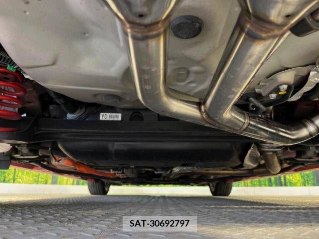 Toyota AQUA 2016-09 345709-19