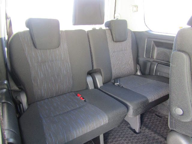 Toyota NOAH 2010-10 27614-15