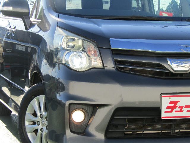 Toyota NOAH 2010-10 27614-25