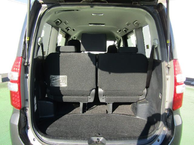 Toyota NOAH 2010-10 27614-20