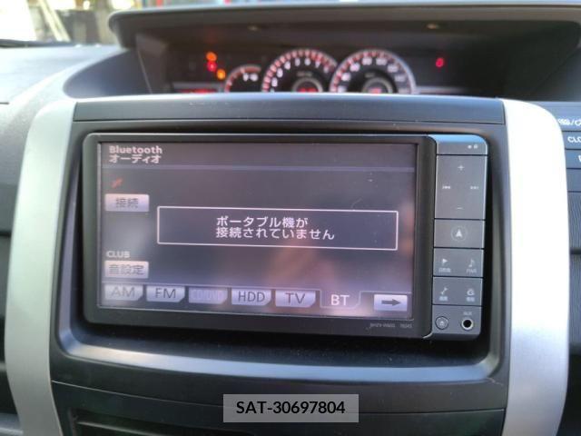 Toyota VOXY 2011-02 289142-18