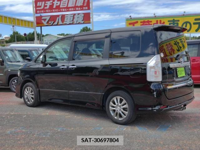 Toyota VOXY 2011-02 289142-11