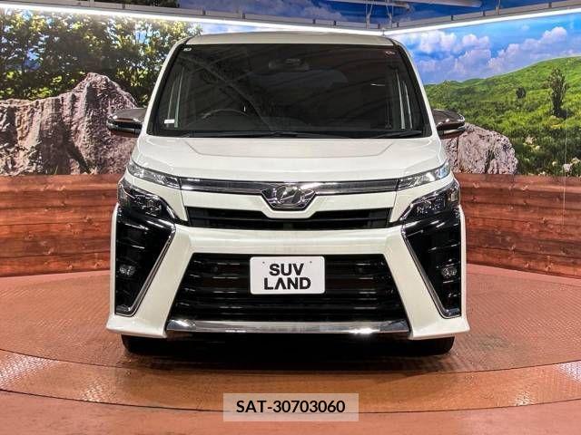 Toyota VOXY 2019-04 289209-15