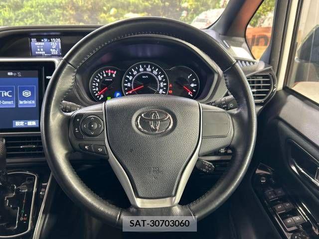 Toyota VOXY 2019-04 289209-12