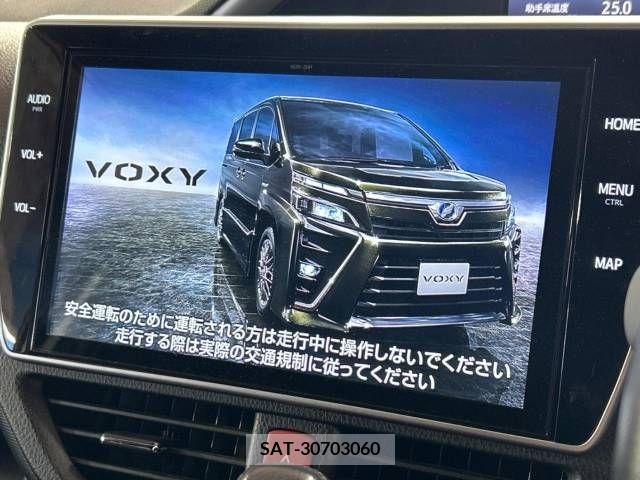 Toyota VOXY 2019-04 289209-4