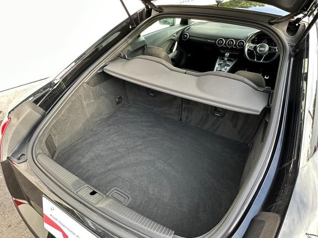 Audi TT 2016-03 17362-16