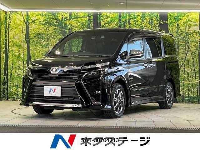 Toyota VOXY 2018-02 321560-0