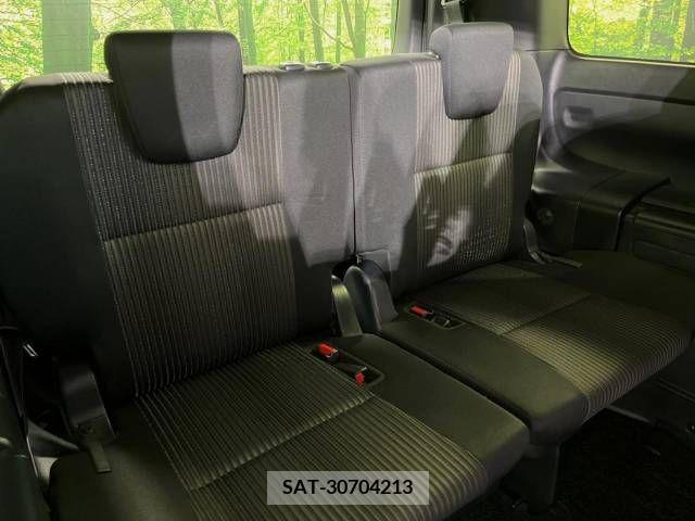 Toyota VOXY 2018-02 321560-10