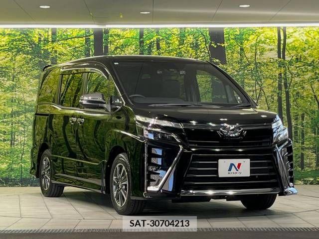 Toyota VOXY 2018-02 321560-17