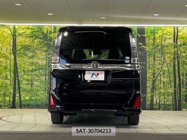 Toyota VOXY 2018-02 321560-16