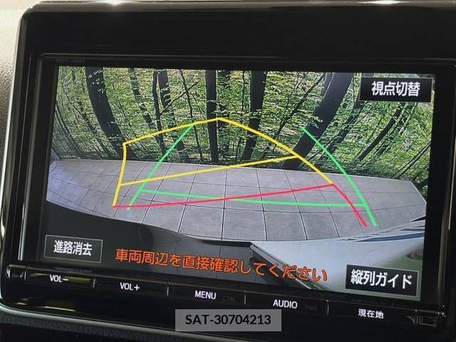 Toyota VOXY 2018-02 321560-6