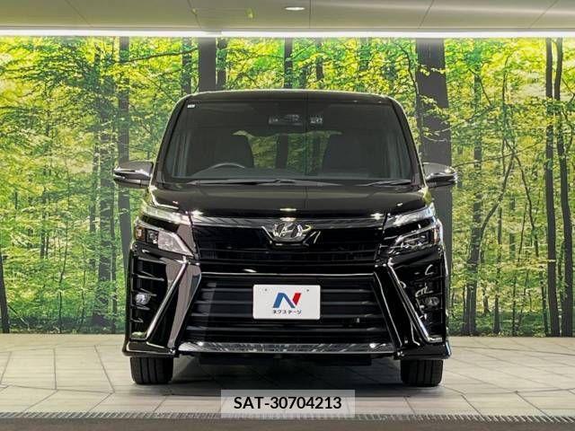 Toyota VOXY 2018-02 321560-15