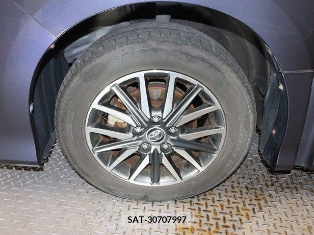 Toyota NOAH 2016-01 365097-27