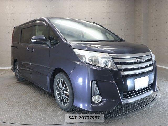 Toyota NOAH 2016-01 365097-21