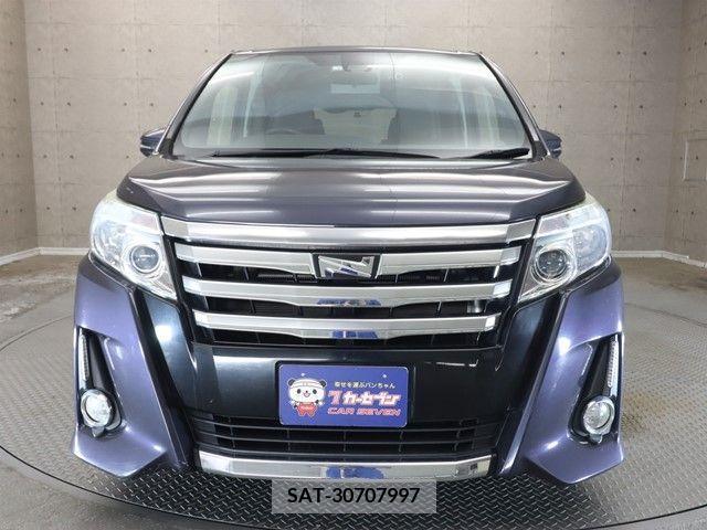 Toyota NOAH 2016-01 365097-20