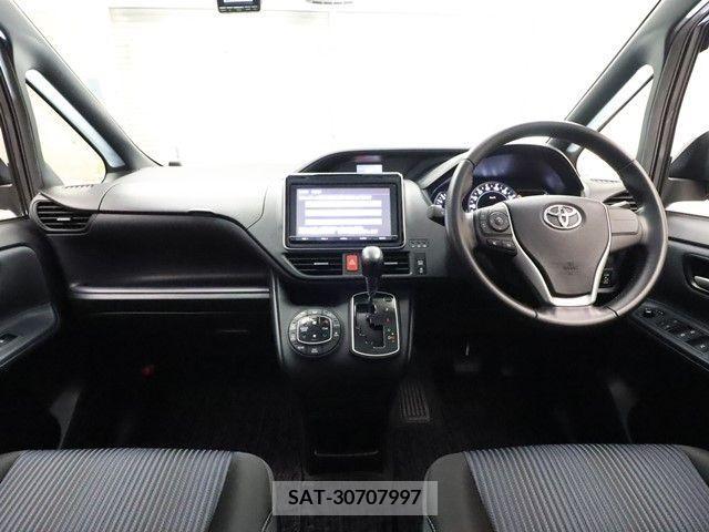Toyota NOAH 2016-01 365097-2
