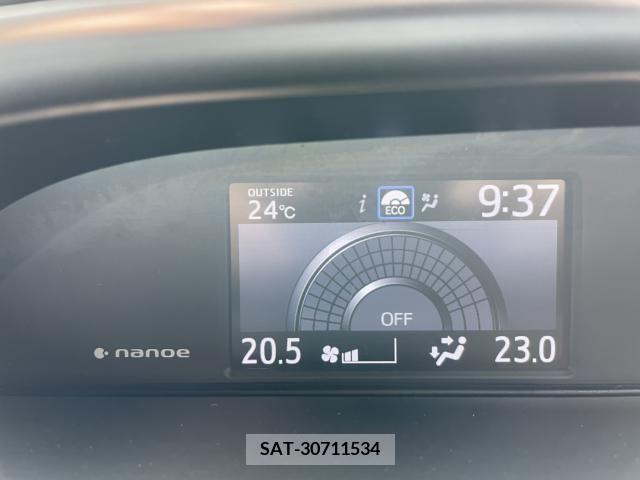 Toyota ESQUIRE 2018-10 331588-12