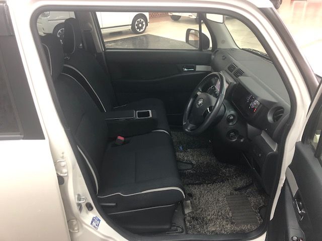 Toyota PIXIS SPACE 2013-05 28879-9