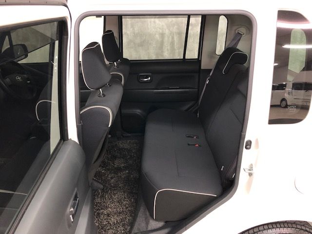 Toyota PIXIS SPACE 2013-05 28879-18