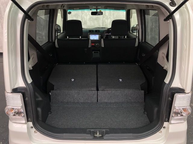 Toyota PIXIS SPACE 2013-05 28879-20