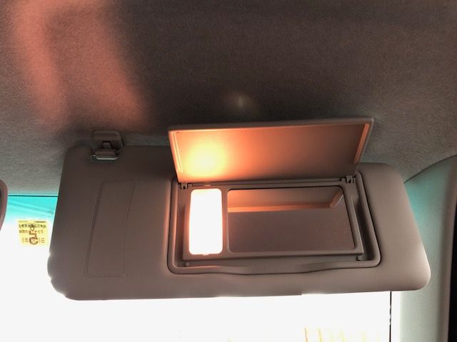Toyota PIXIS SPACE 2013-05 28879-19