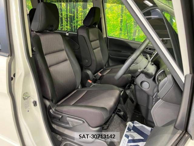 Nissan SERENA 2018-05 284134-8