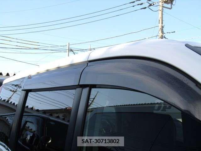 Toyota ESQUIRE 2017-04 216927-19