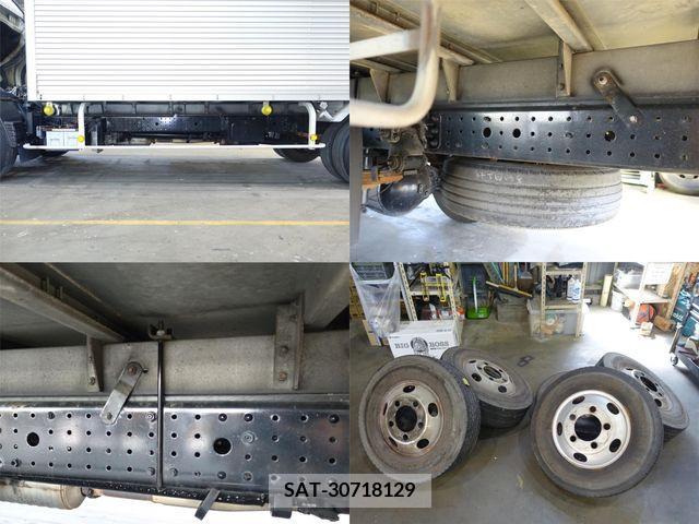 Mitsubishi CANTER 2011-12 294473-10