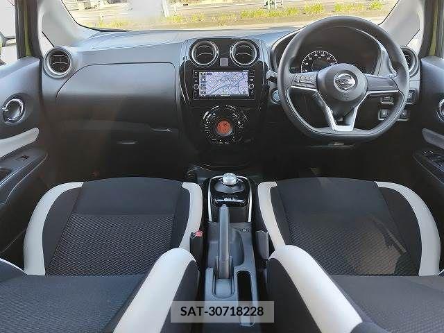 Nissan NOTE 2017-01 352598-1