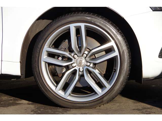 Audi SQ5 2016-05 1178-16