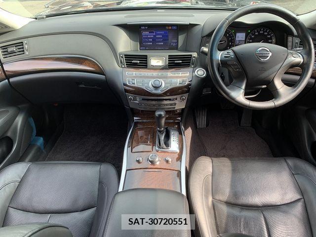 Nissan FUGA 2011-11 271139-2