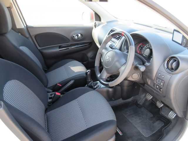 Nissan MARCH 2014-01 7523-25