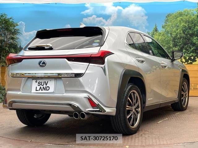 Lexus UX 2019-01 275920-15