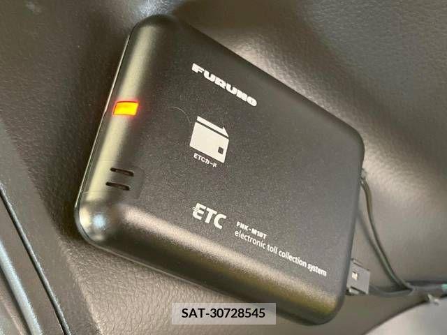 Suzuki ALTO 2018-09 305094-3