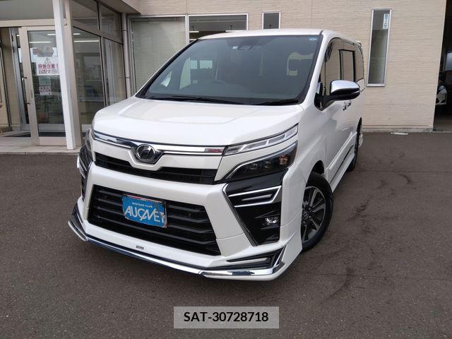 Toyota VOXY 2019-03 289488-0