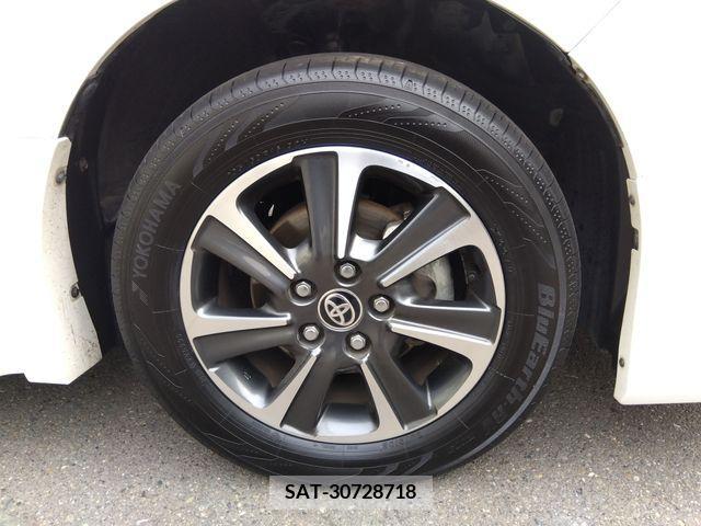 Toyota VOXY 2019-03 289488-7
