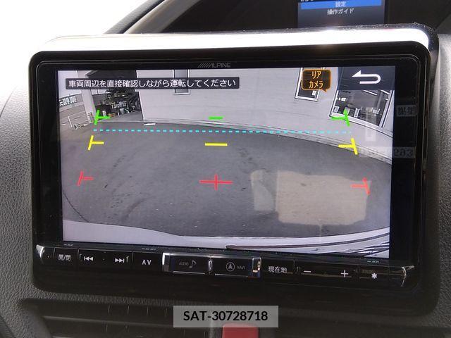 Toyota VOXY 2019-03 289488-11