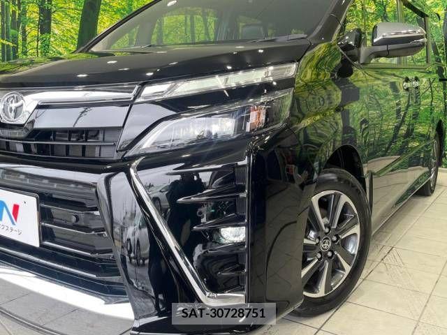 Toyota VOXY 2021-06 288956-13