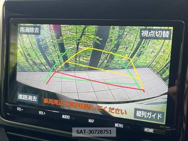 Toyota VOXY 2021-06 288956-6
