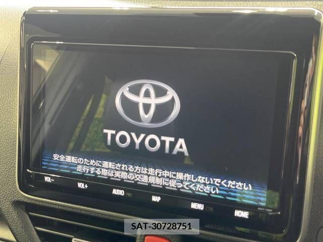 Toyota VOXY 2021-06 288956-5