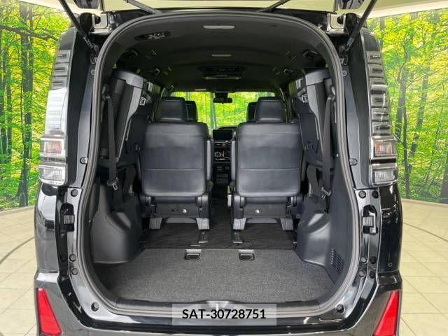 Toyota VOXY 2021-06 288956-11