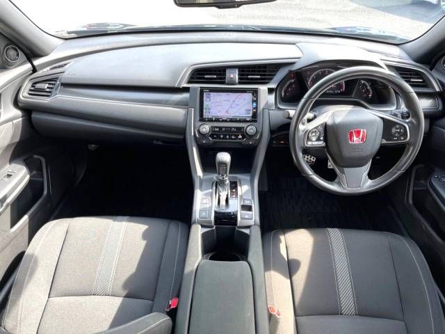 Honda CIVIC 2018-10 15748-1