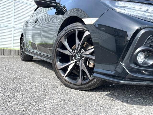 Honda CIVIC 2018-10 15748-14