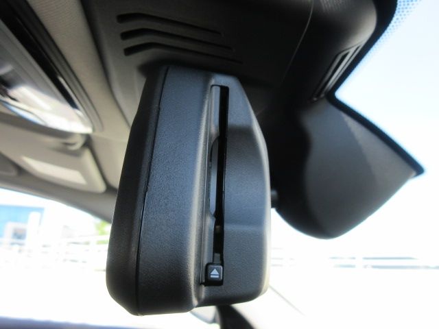 Bmw 3 SERIES 2021-10 2311-27