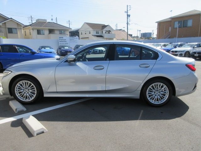 Bmw 3 SERIES 2021-10 2311-10