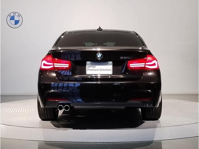 Bmw 3 SERIES 2018-03 7816-4